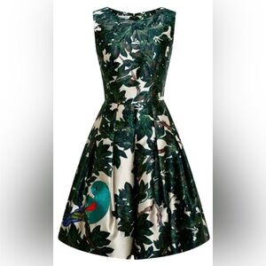 Oscar de la Renta Silk Bird Embroidered Dress Size 6 Green Botanical Fit & Flare